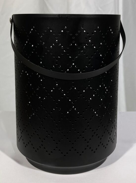 Melna laterna (bloku svecei)